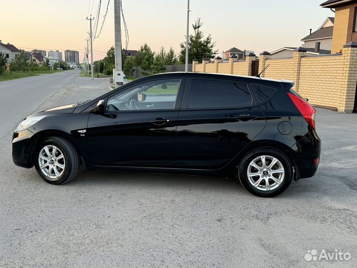 Hyundai Solaris 1.6 AT, 2013, 111 189 км