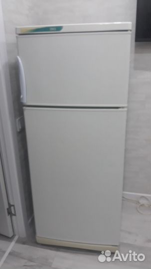 Холодильник stinol 242Q