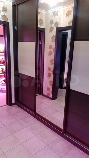 3-к. квартира, 85 м², 2/10 эт.