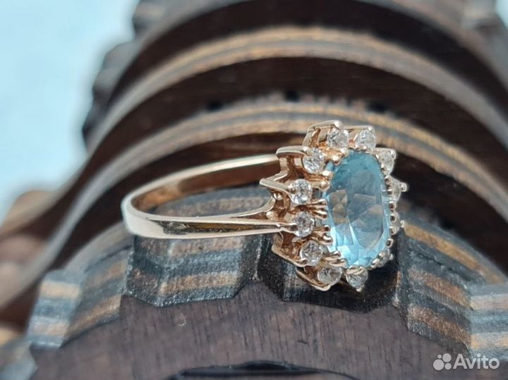 Золотое кольцо 585 пробы, массой 3 грамма (Р18)