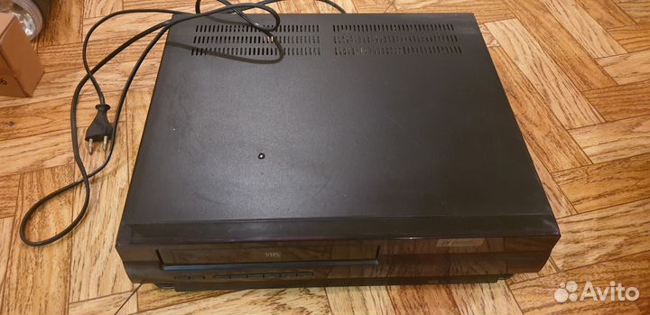 Видеомагнитафон