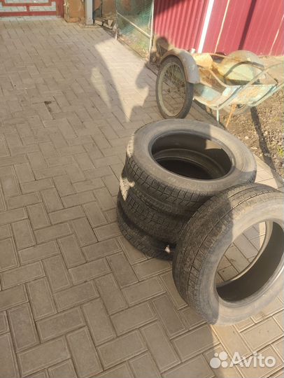 Bridgestone Blizzak VRX 185/65 R15