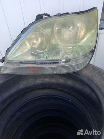 Фары на toyota harrier