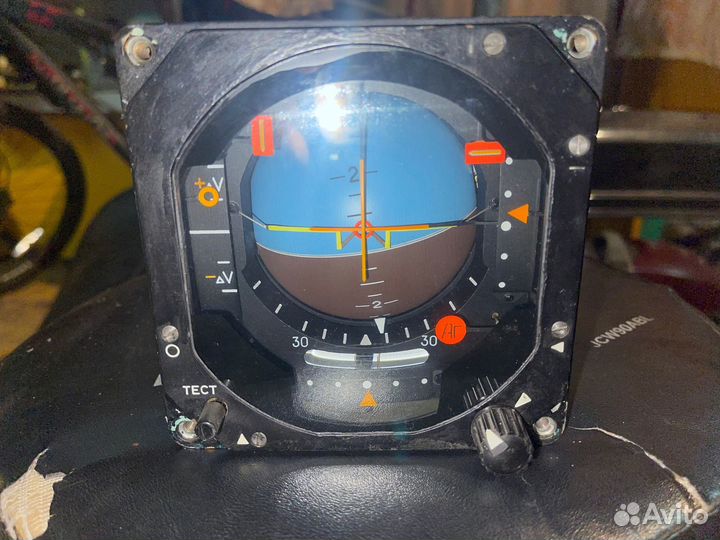 Прибор командный пилотажный пкп самолета Ту-154