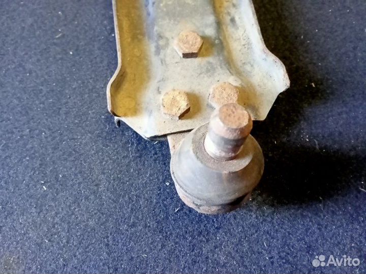 Рычаг подвески передний левый Chevrolet Lacetti