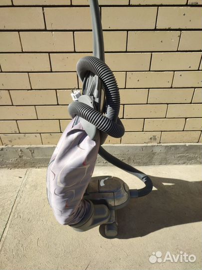 Пылесос kirby + все насадки кирби