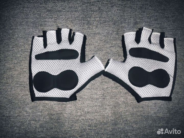 Перчатки для велосипеда