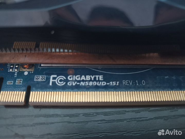 Видеокарта GTX580