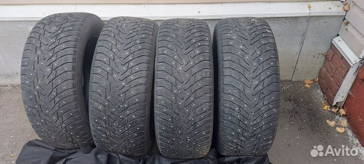 Nokian Tyres Hakkapeliitta 8 SUV 255/55 R19 111T