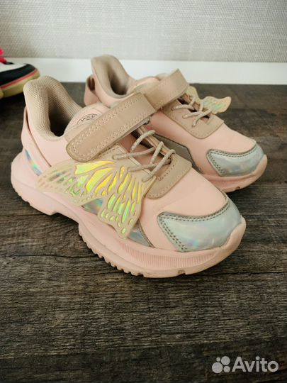 Обувь на девочку