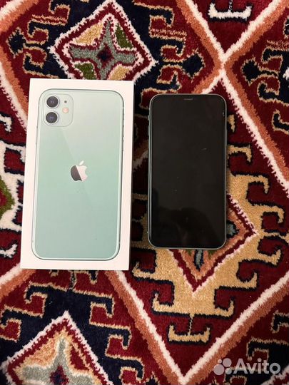 iPhone 11, 64 ГБ