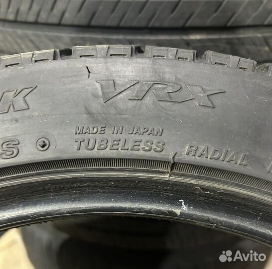 Bridgestone Blizzak VRX 225/45 R18