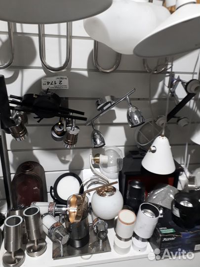 Светильник уличный настенный металлический