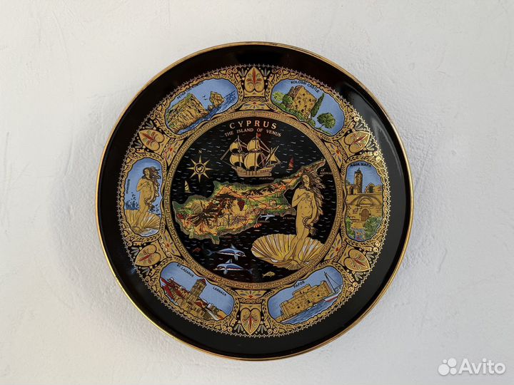 Тарелка Кипр Греция сувенирная фарфор золото