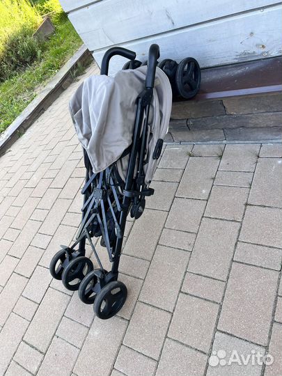 Прогулочная коляска cam