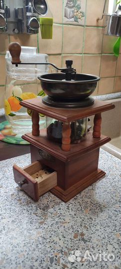 Кофе. Ручная кофемолка