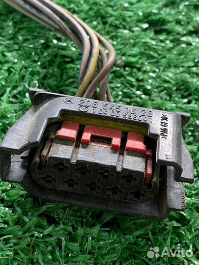 Фишка разъем Mercedes-Benz S-Class W221 273.968