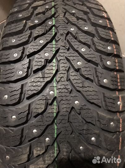 Nokian Tyres Hakkapeliitta 9 245/45 R18 100T