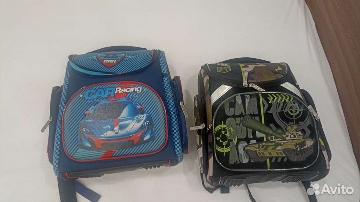 Школьный рюкзак (ранец, портфель)