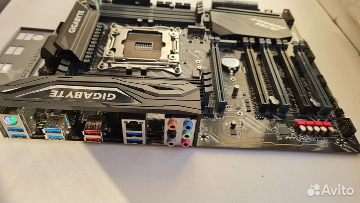 Gigabyte X299 UD4 Pro сокет LGA2066