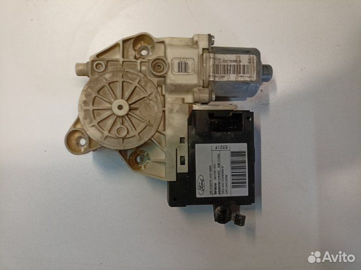 Мотор стеклоподъемника задний правый Ford Focus 2