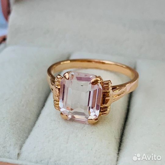 Золотое кольцо с горным хрусталем, кулон и кольцо