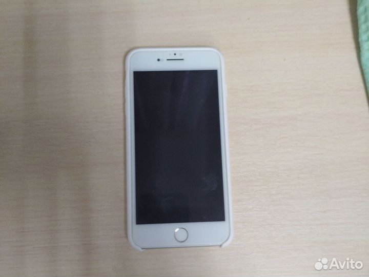 iPhone 8 Plus, 64 ГБ