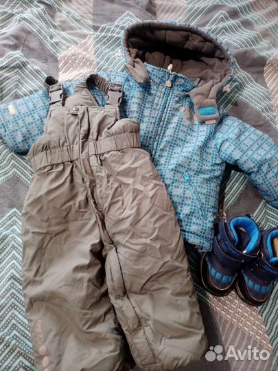 Зимний комбинезон,зимние ботинки