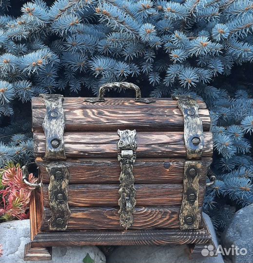 Сундук ручной работы