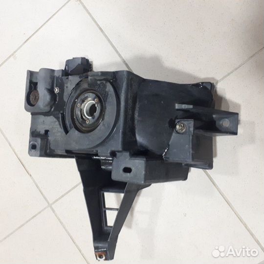 Toyota land cruiser 200.Фара противотуманная.птф.л