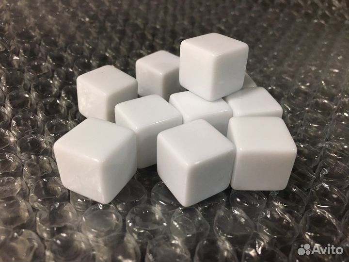 Дайсы, кубики, бланки