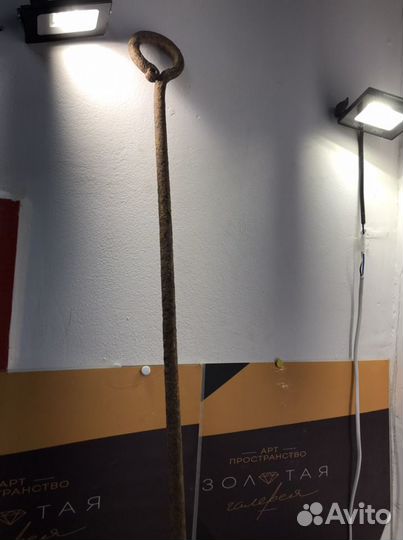 Ключ большой старинный