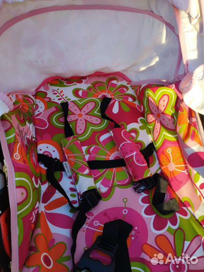 Прогулочная коляска