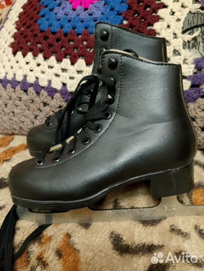 Коньки фигурные 31 размер новые