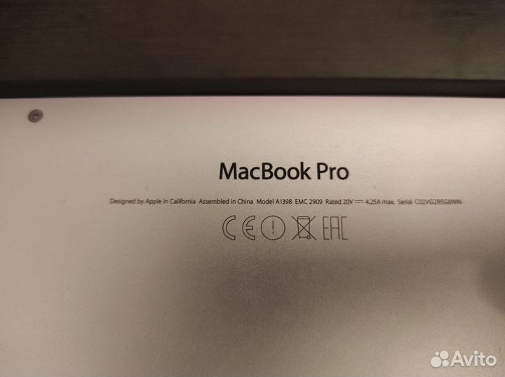 MacBook Pro (Retina, 15 дюймов)