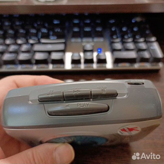 Аудиоплеер кассетный Aiwa HS-TA166