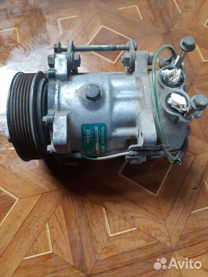 Компрессор кондиционера Volvo 960/ SD7H15