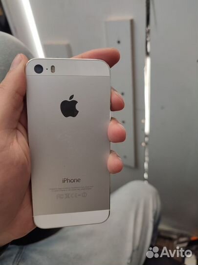 iPhone 5S, 16 ГБ