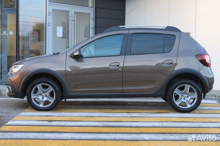 Renault Sandero Stepway 1.6 МТ, 2021, 14 323 км