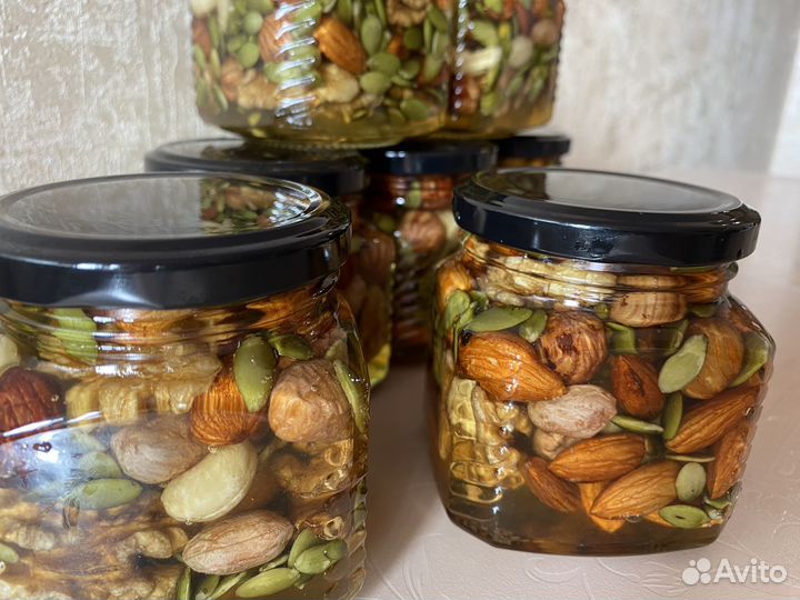 Орехи в меду