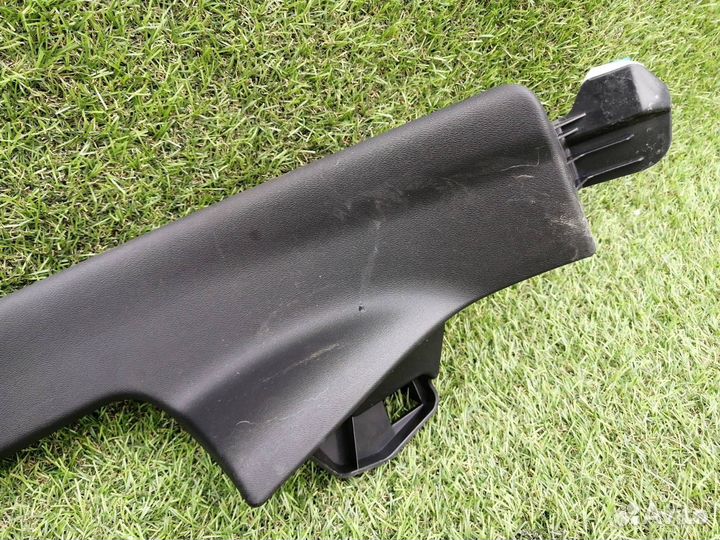 Накладка порога задняя правая Volvo V60