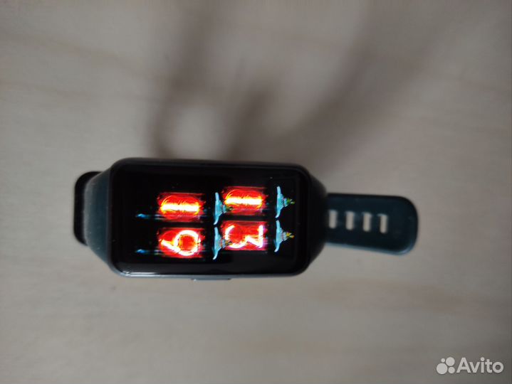 Фитнес браслет Huawei Band 6