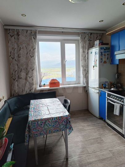 2-к. квартира, 53 м², 8/9 эт.