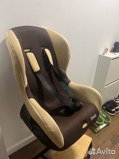 Детское автокресло с 9 до 18 кг