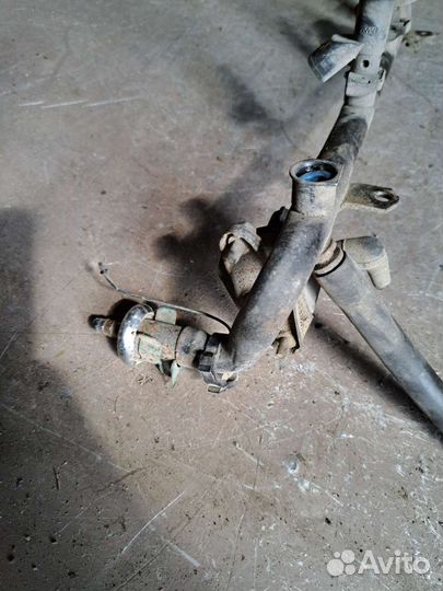 Топливная Рампа на Jaguar s-type