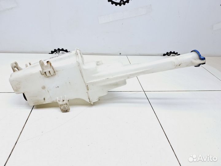 Бачок омывателя лобового стекла Kia Sportage III