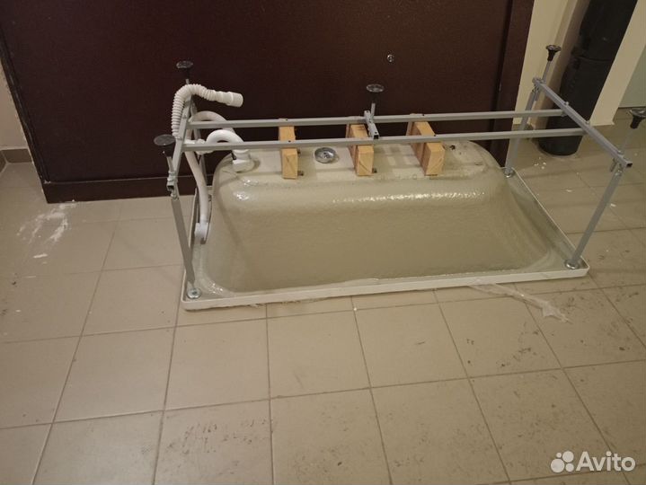 Ванна акриловая