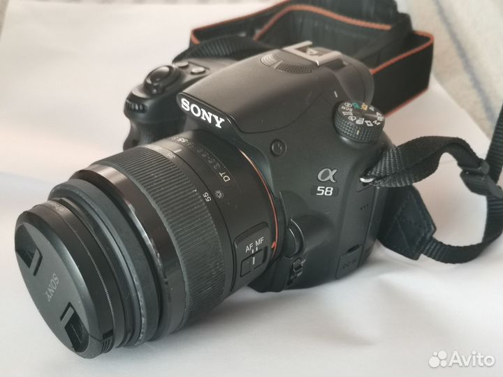 Зеркальный фотоаппарат sony a58+много доп.предмето