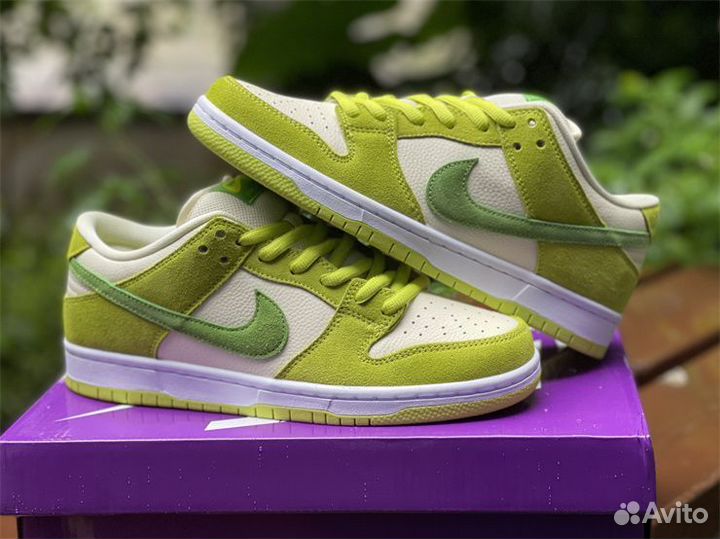 Кроссовки Nike SB Dunk Low Green Apple