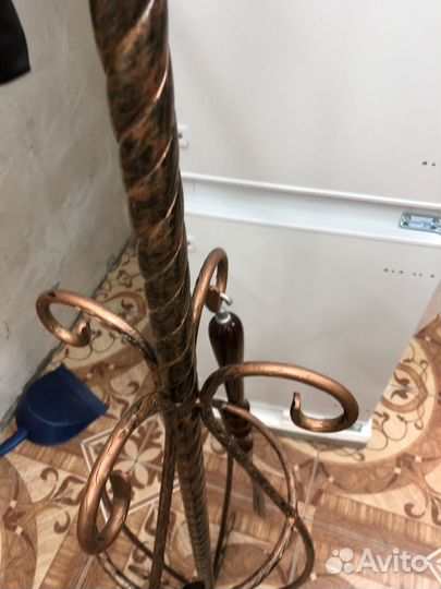 Вешалка кованая, металлическая